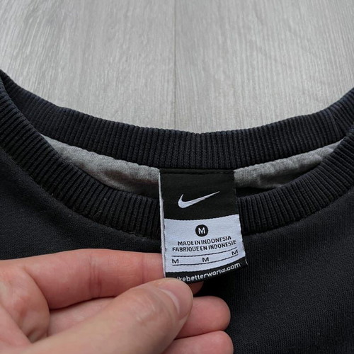 Nike Y2K Black Crewneck Baggy Sweatshirt Size M
