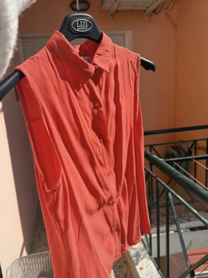 Pull & Bear sleeveless shirt like new, intense orange, airy