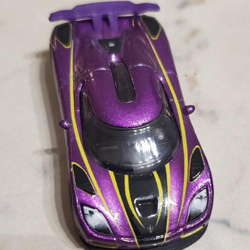Hot Wheels Premium Koenigsegg Agera new