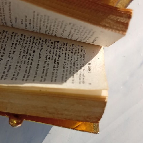 Miniature Bible used, 3.5/3 cm with natural mother-of-pearl