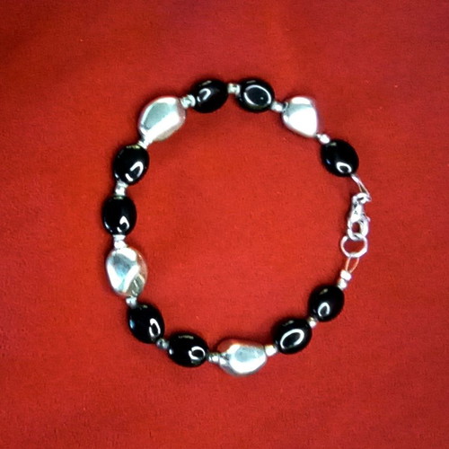 Handmade Silver 925 Bracelet with Black Onyx 19 cm like new