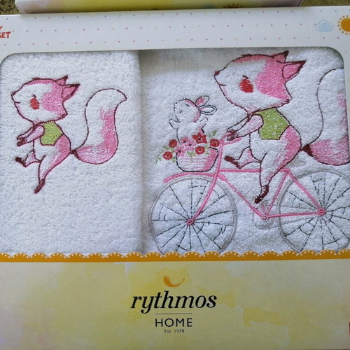 Rythmos Clunney baby crib sheet set pink and sky blue new