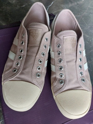 Gola sneakers in rotten apple color like new