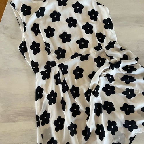 Mini dress used white with black flowers size Large