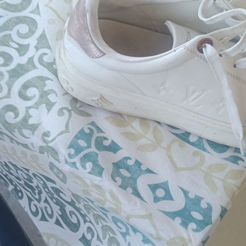 Louis Vuitton casual shoes size 41 used, white