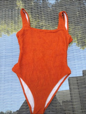 Zebras & Libras one-piece swimsuit new, size medium, orange