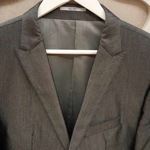Men's Grey Pinstripe Suit Like New Size L
