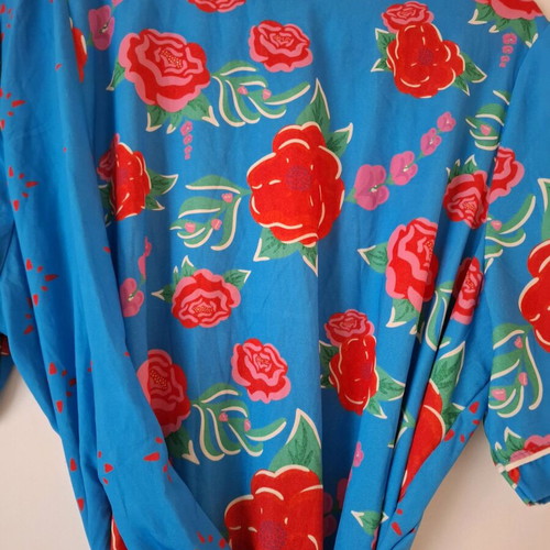 Karavan maxi floral dress like new, size small, blue and red