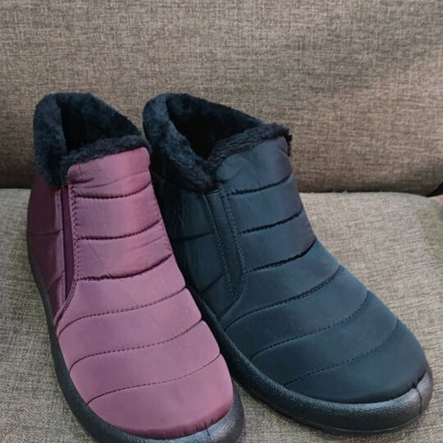 Waterproof boots with fur new, size 41, two colors