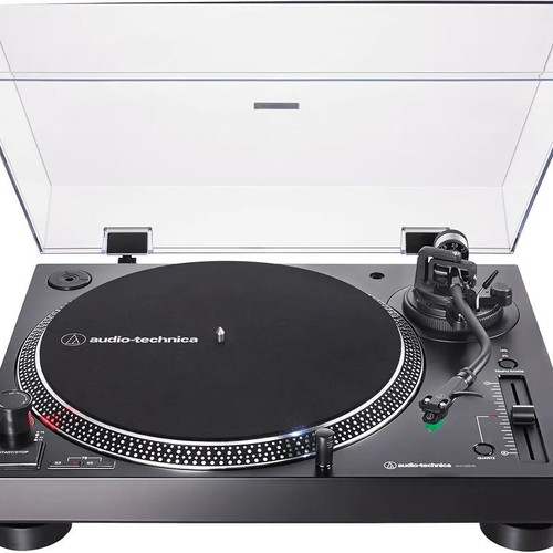 Audio Technica AT-LP120XUSB turntable