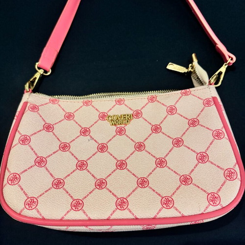 Shoulder bag used pink with gold details