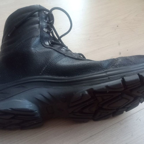 Stenso men's work boots size 46 used, black waterproof leather