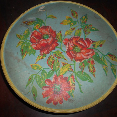 Ellinis cardboard box used, 1950s, diameter 24cm