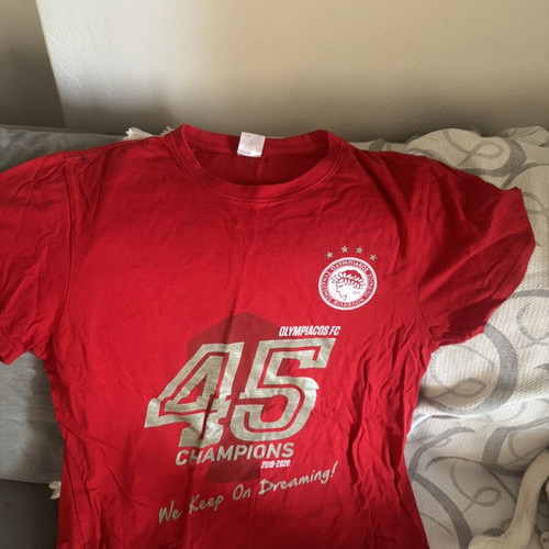 Olympiacos T shirt like new