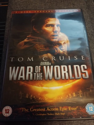 War of the Worlds 2-Disc Special Edition DVD like new