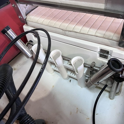 Zodiac 4.20 polyester hull boat with Yamaha 25hp four-stroke engine and trailer
