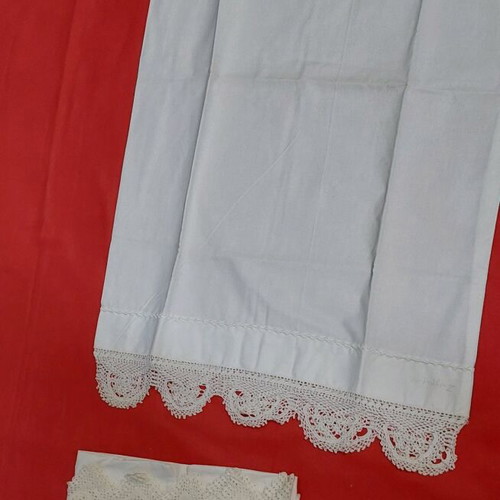 White pillowcases new, pack of 2, cotton with crochet lace