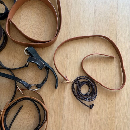Belt pack with 16 pieces like new, leather and casual styles