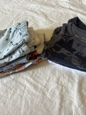 Baby boy shorts and sleeveless tops set used, 12-18 months