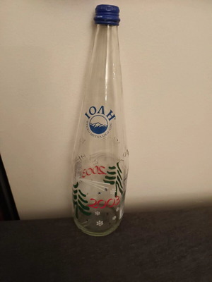 IOLI Festive Bottle 2003 like new