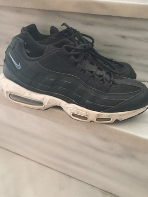 Nike Air Max 95 sneakers used, black, size 42