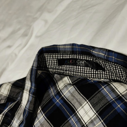 Plaid shirt like new, size L, black and blue
