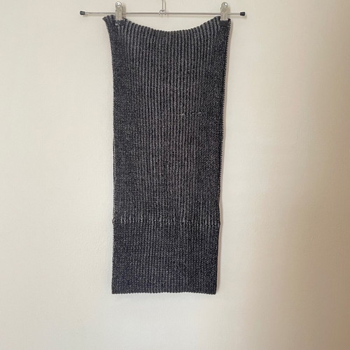 H&M Scarf like new, black 125x30 cm