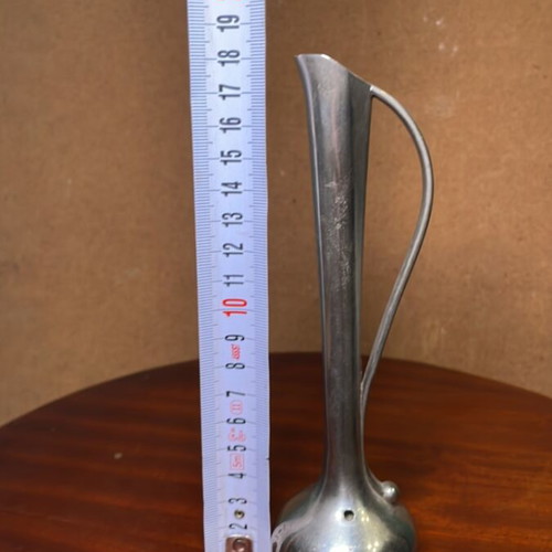 Silver-plated decorative item like new, collectible and delicate