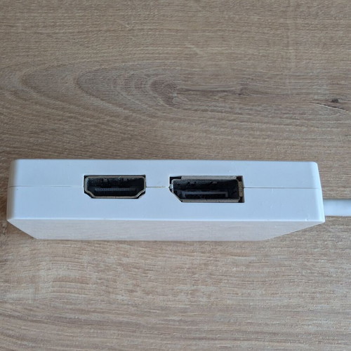 Mini DisplayPort adapter 3 in 1 used for HDMI DisplayPort DVI