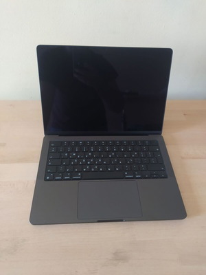Apple MacBook Pro 14" (2024) M4 12-core, 16-core GPU, 24GB RAM, 512GB SSD με εκτεταμένη εγγύηση 3 ετών