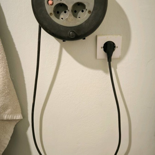 German extension cord used, approx. 15m reel