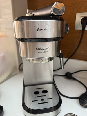 Cecotec Cafelizzia 790 Espresso Machine 1350W 20bar Silver