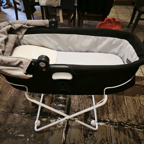 Evo Trio 3-in-1 stroller used with carrycot and car seat