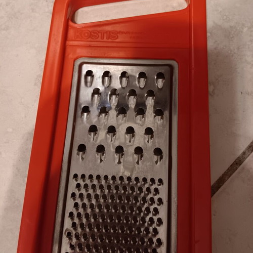 Grater used in good condition