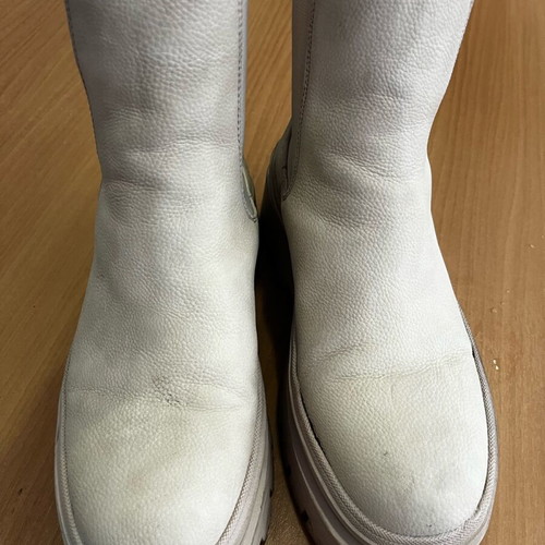 Boots used size 39