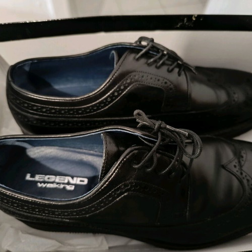 Legend Walking casual shoes size 43, worn once