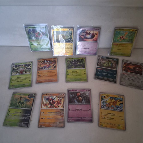 Pokemon holo cards pack of 13, like new