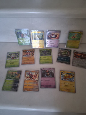 Pokemon holo cards pack of 13, like new