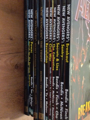 The New Avengers comics set volumes 1-8 and 10-12 like new