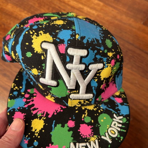 City Hunter USA Paint Splatter hat like new, street style