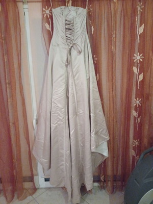 Wedding dress like new, strapless ivory with train and petticoat