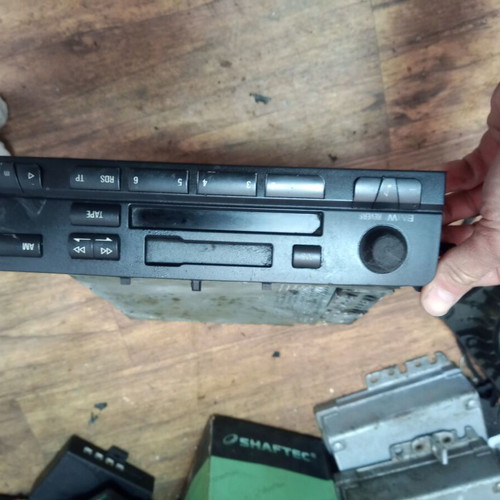 Radio/CD/DVD/GPS head unit 8368234 BMW 3 E46 used, 2 pieces