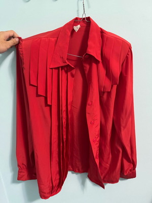 Vintage red satin shirt with shoulder pleats used