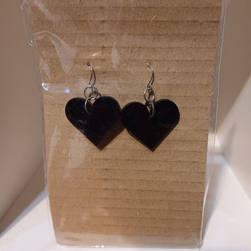 Hearts earrings made of recycled black plexiglass new