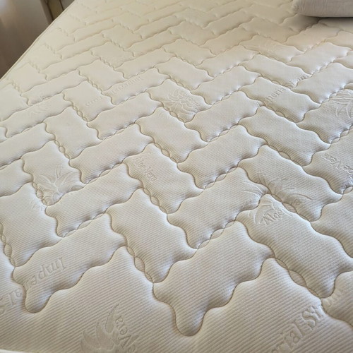 Double bed with elevated frame and Imperial Strom orthopedic mattress 160x200, like new