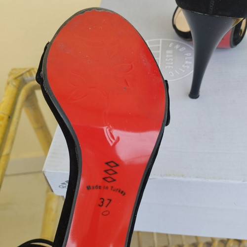 Suede black sandals with red sole used, heel height 10 cm, size 37