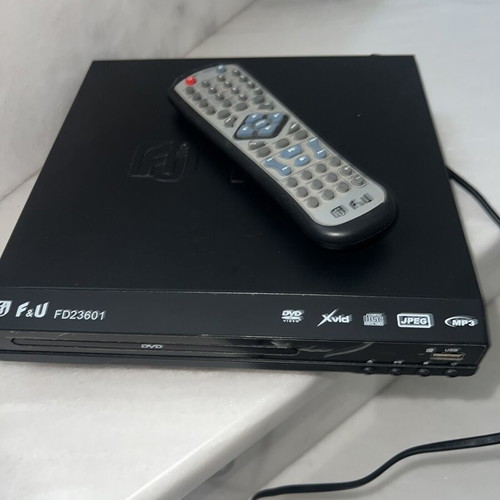 F&U FD 23601 DVD player with remote control