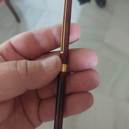 T DuPont Laque de China σκούρο μπορντό λεπτό στυλό διαρκείας σαν καινούργιο