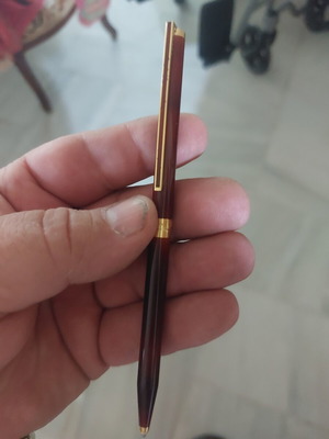 T DuPont Laque de China σκούρο μπορντό λεπτό στυλό διαρκείας σαν καινούργιο