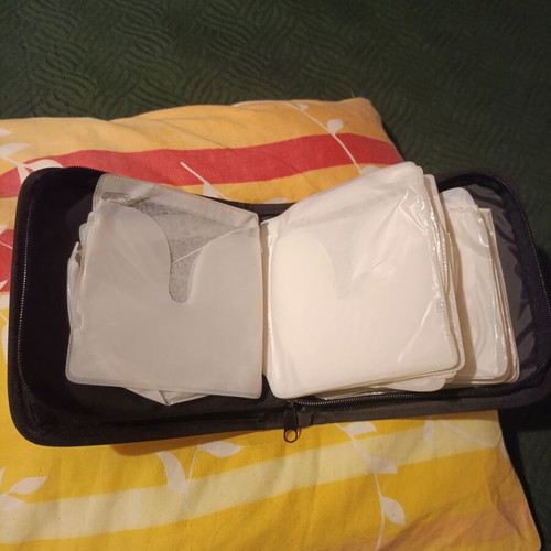 CD case used with 32 slots